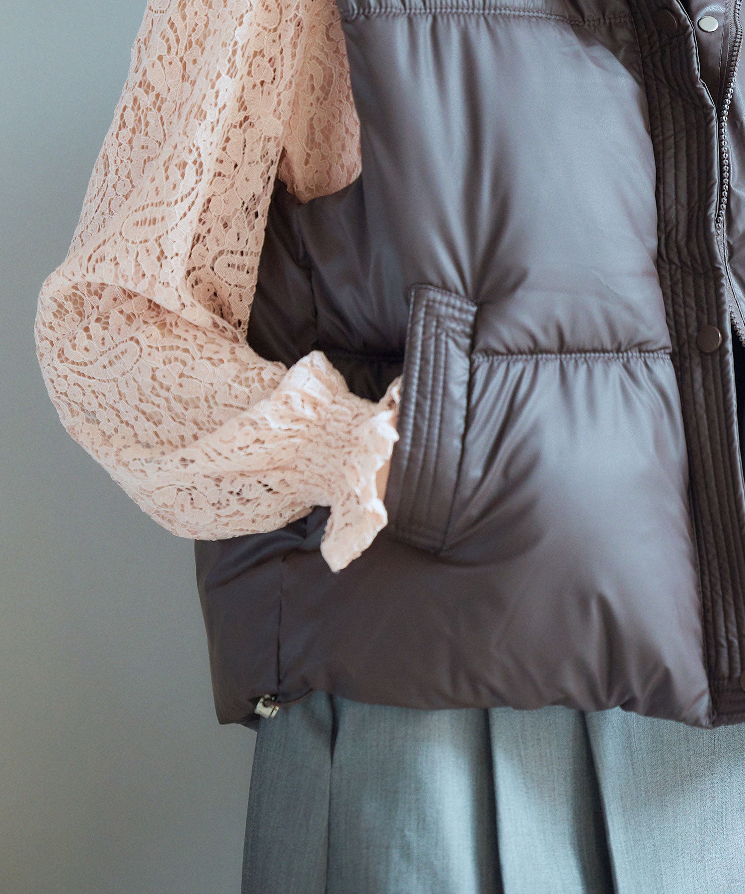 ドローストリング裾中綿ダウンベストsdpal9872 ダークブラウン