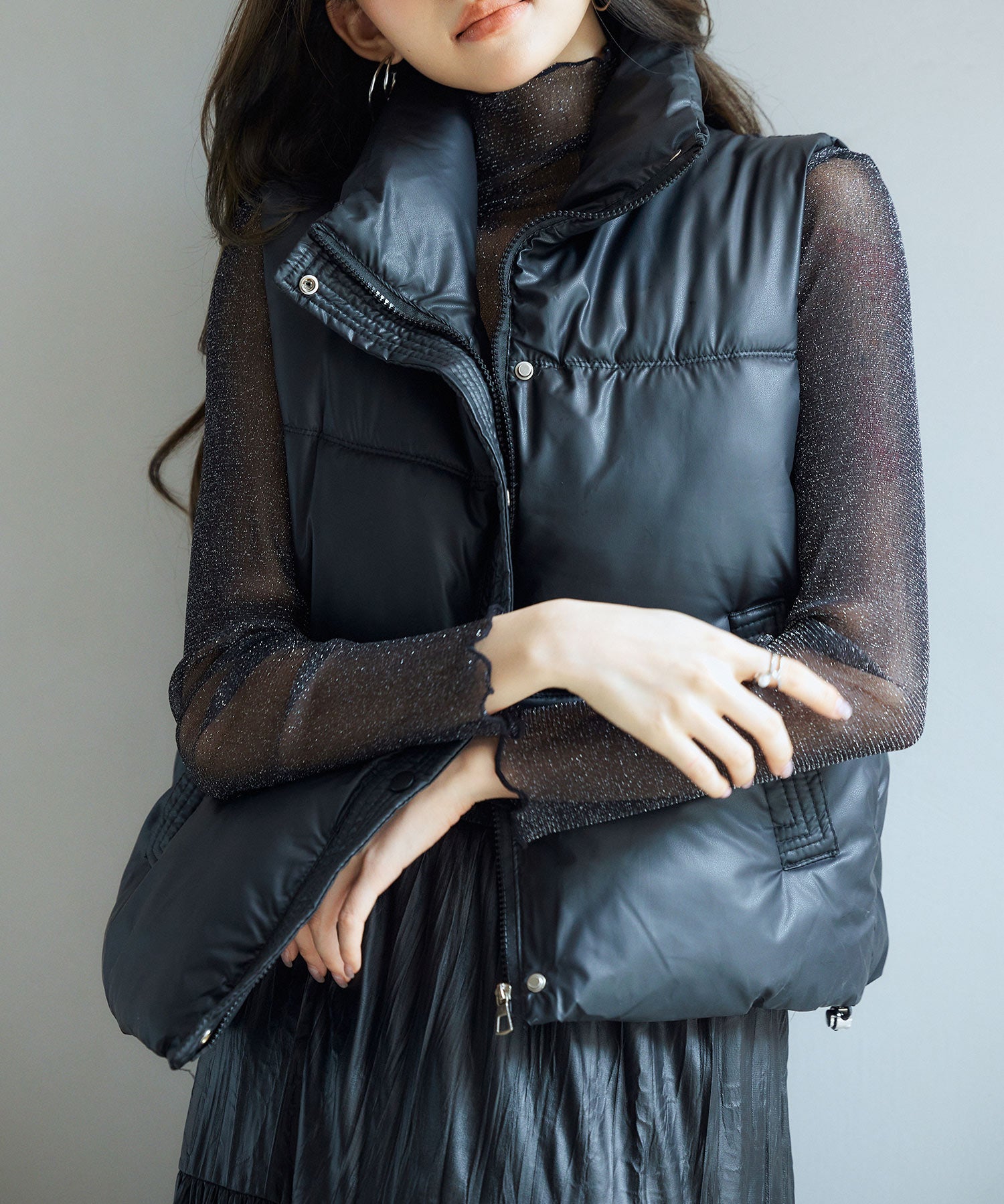 ドローストリング裾中綿ダウンベストsdpal9872 ブラック