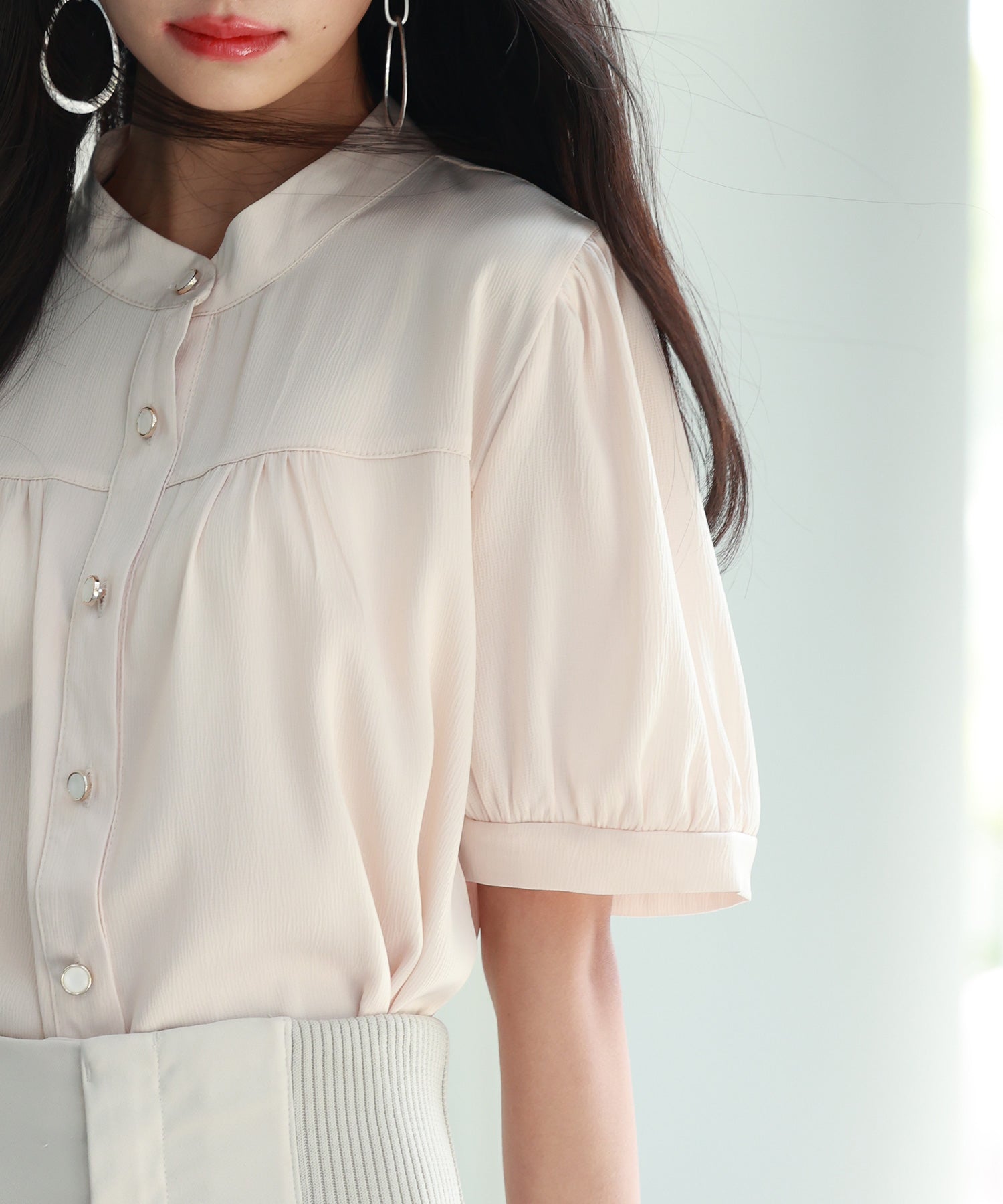 ギャザースリーブスタンドカラー半袖シャツsdphxz1048 ベージュ