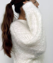 ラウンドネックショート丈光沢フェザーニットsdprb1052 アイボリー