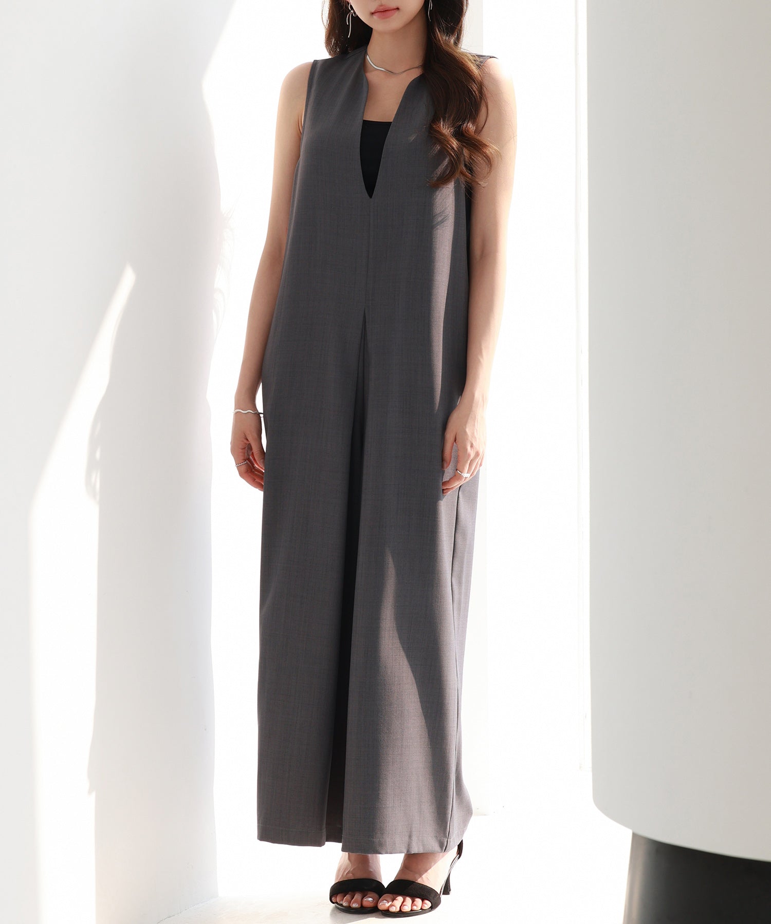 IラインシルエットVネックサロペットsdprb2720 チャコール