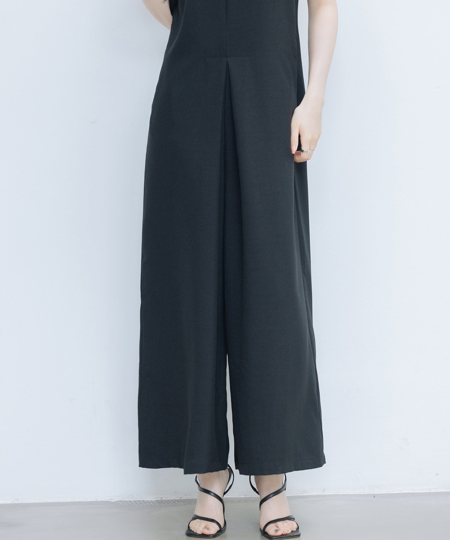 IラインシルエットVネックサロペットsdprb2720 ブラック