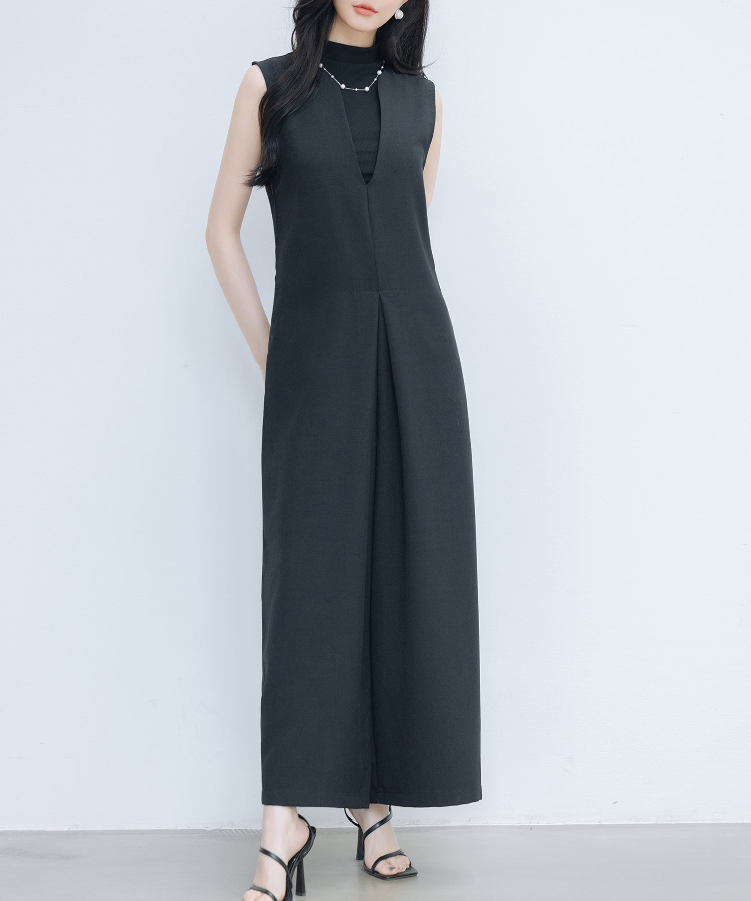 IラインシルエットVネックサロペットsdprb2720 ブラック