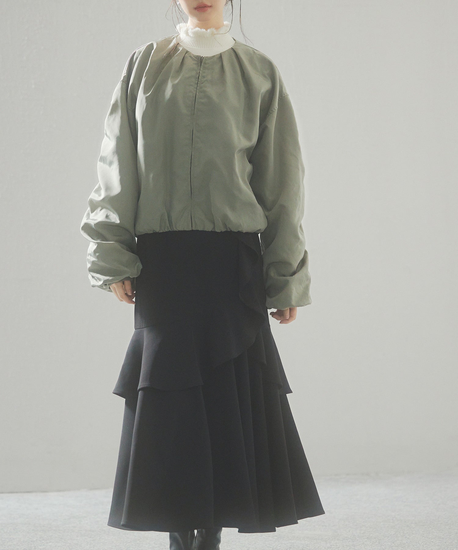 ノーカラー袖ギャザーブルゾンsdprb7010 ライトカーキ