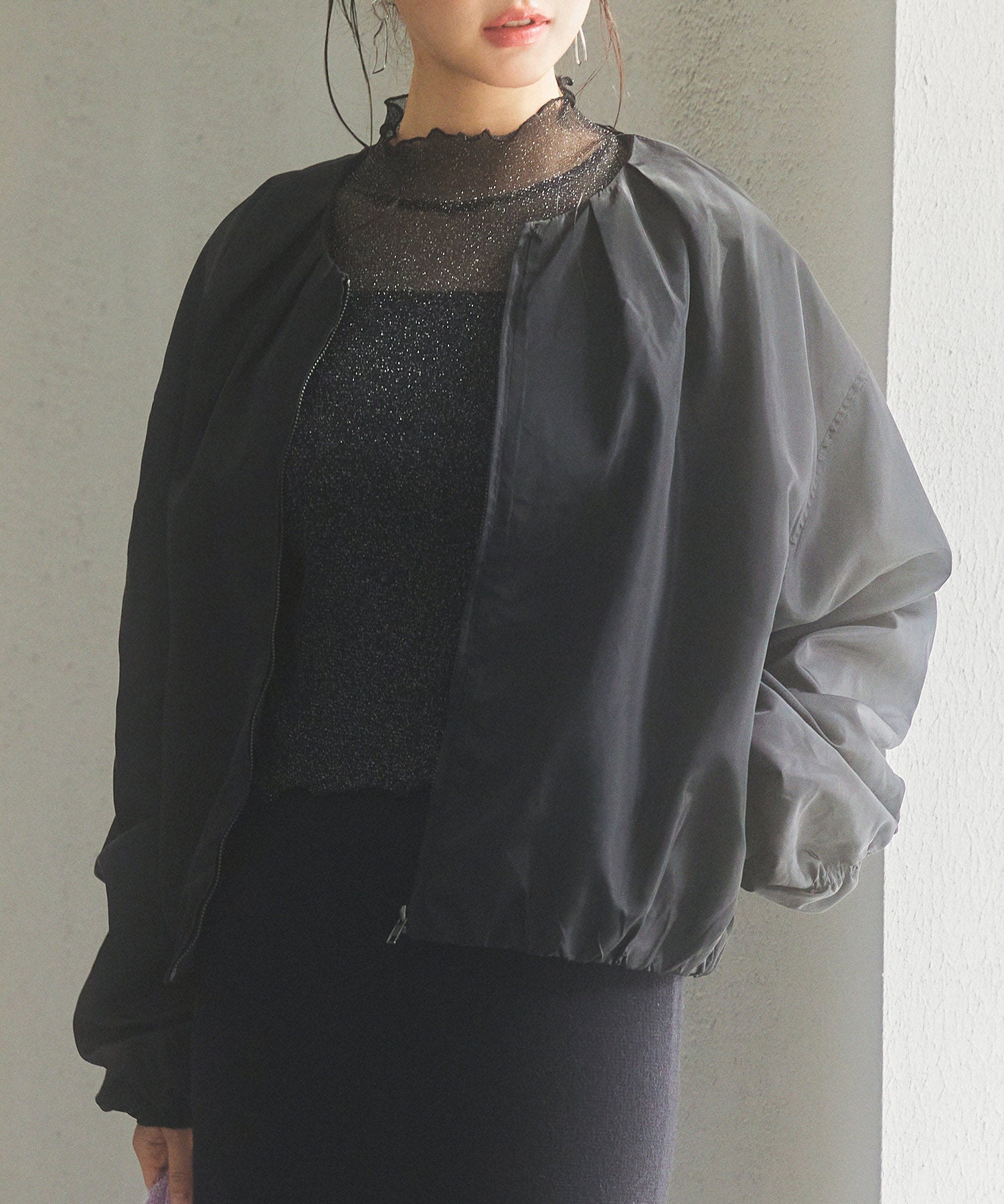 ノーカラー袖ギャザーブルゾンsdprb7010 ブラック