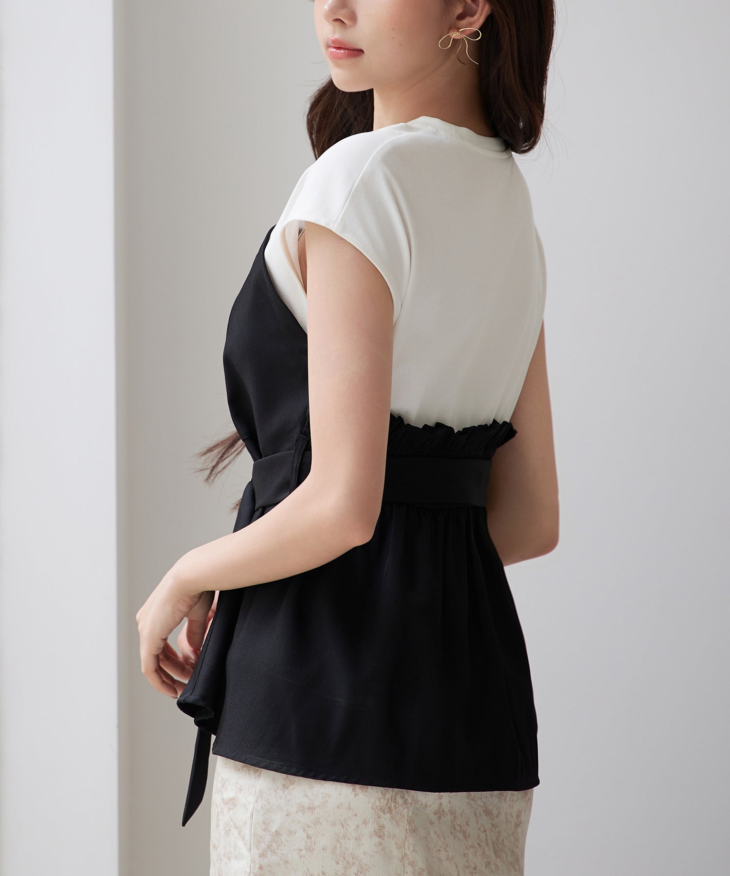 ベルト付きビスチェカットソートップスsdpsy002 ブラック