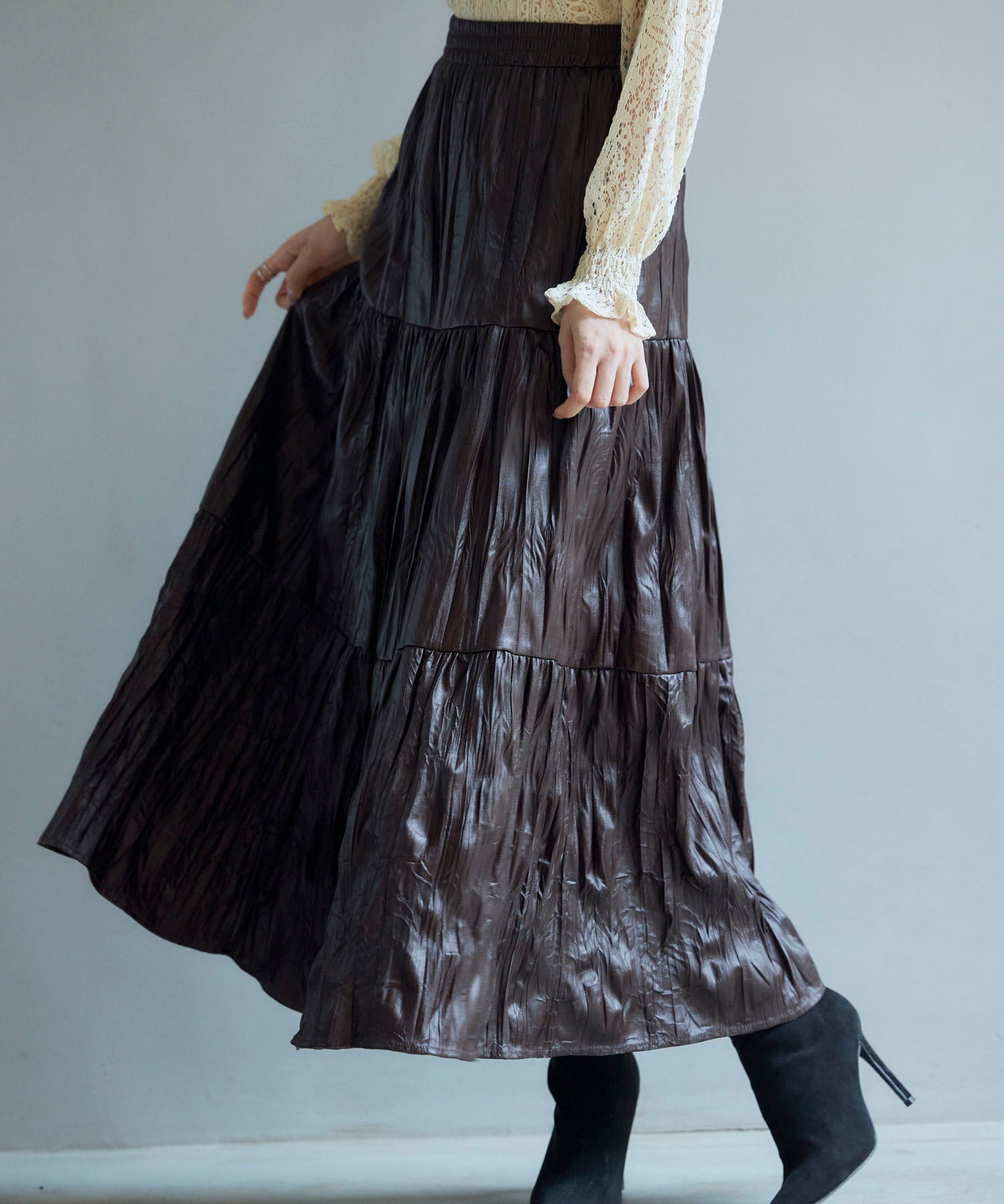 シワ加工合成皮革ロングスカートsdpxsj9901-101-17