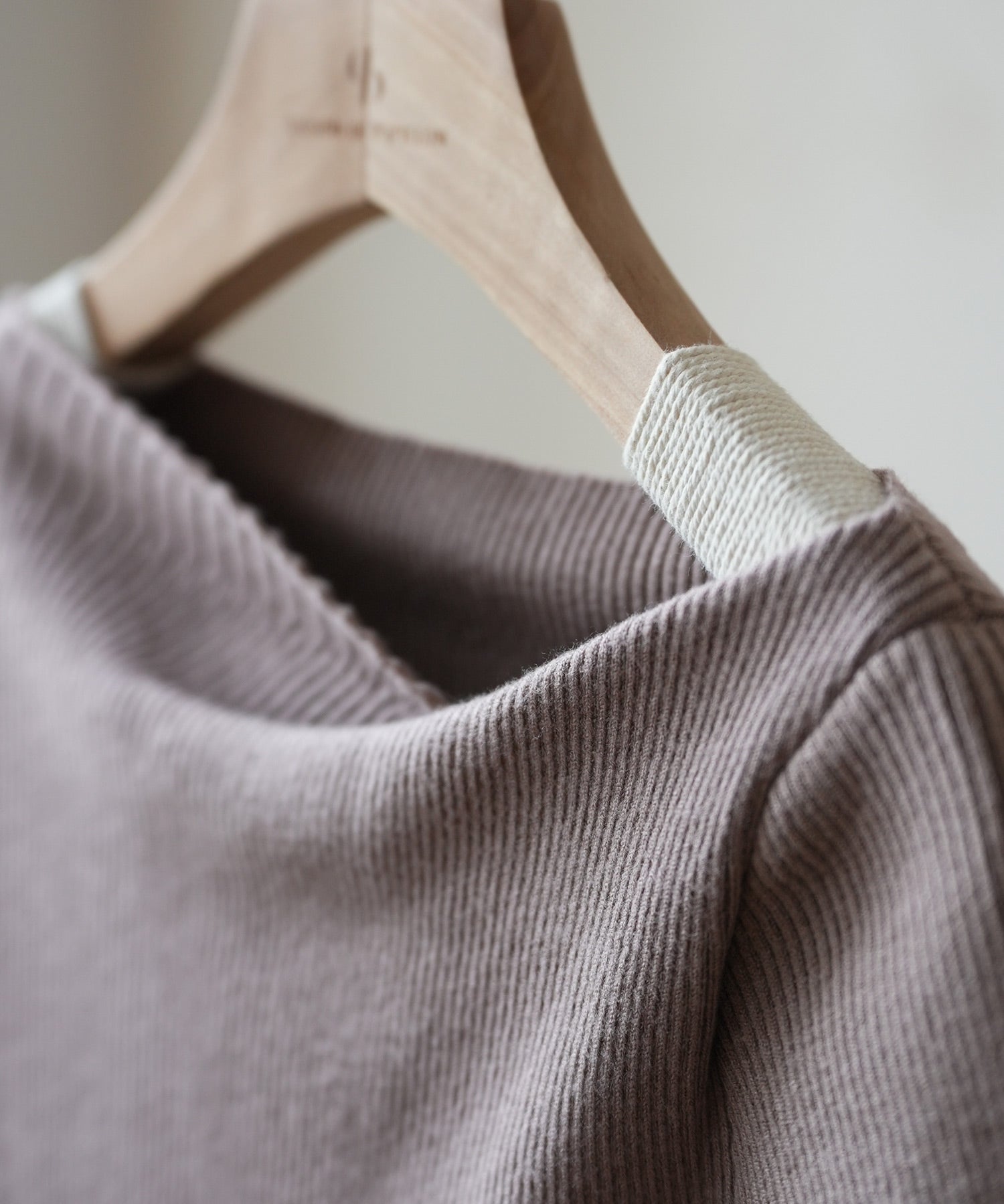 アームウォーマー付き3wayレギュラーネックリブプルオーバーsdpxyf2860 モカ