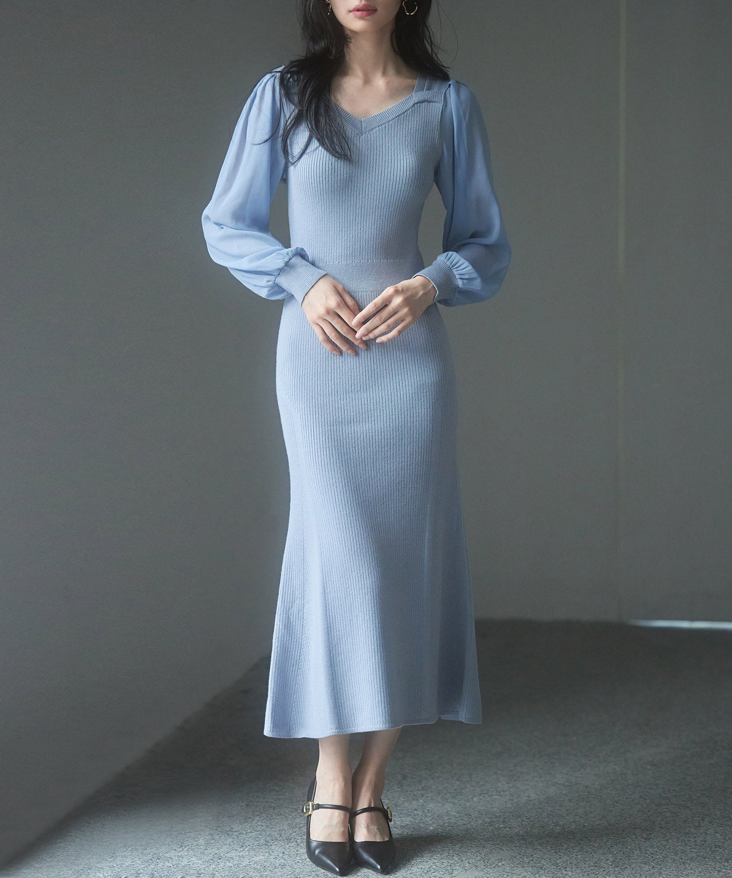シアースリーブとニットドッキングしたミモレワンピースsdpxyf3236 ブルーグレー