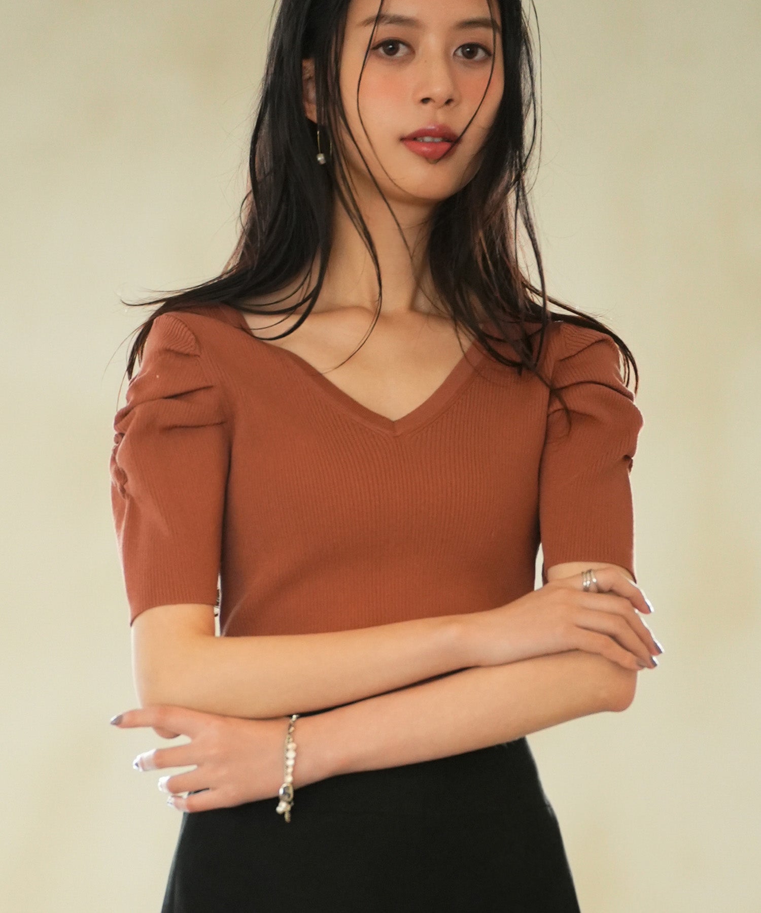 ギャザーパフスリーブVネックニットプルオーバsdpxyf6135 レンガ