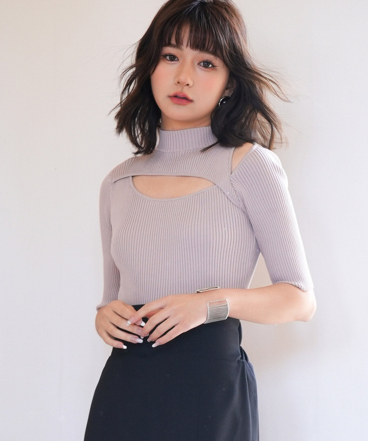 カットアウトプチハイネックリブニットプルオーバーsdpxyf6165 ピンクベージュ