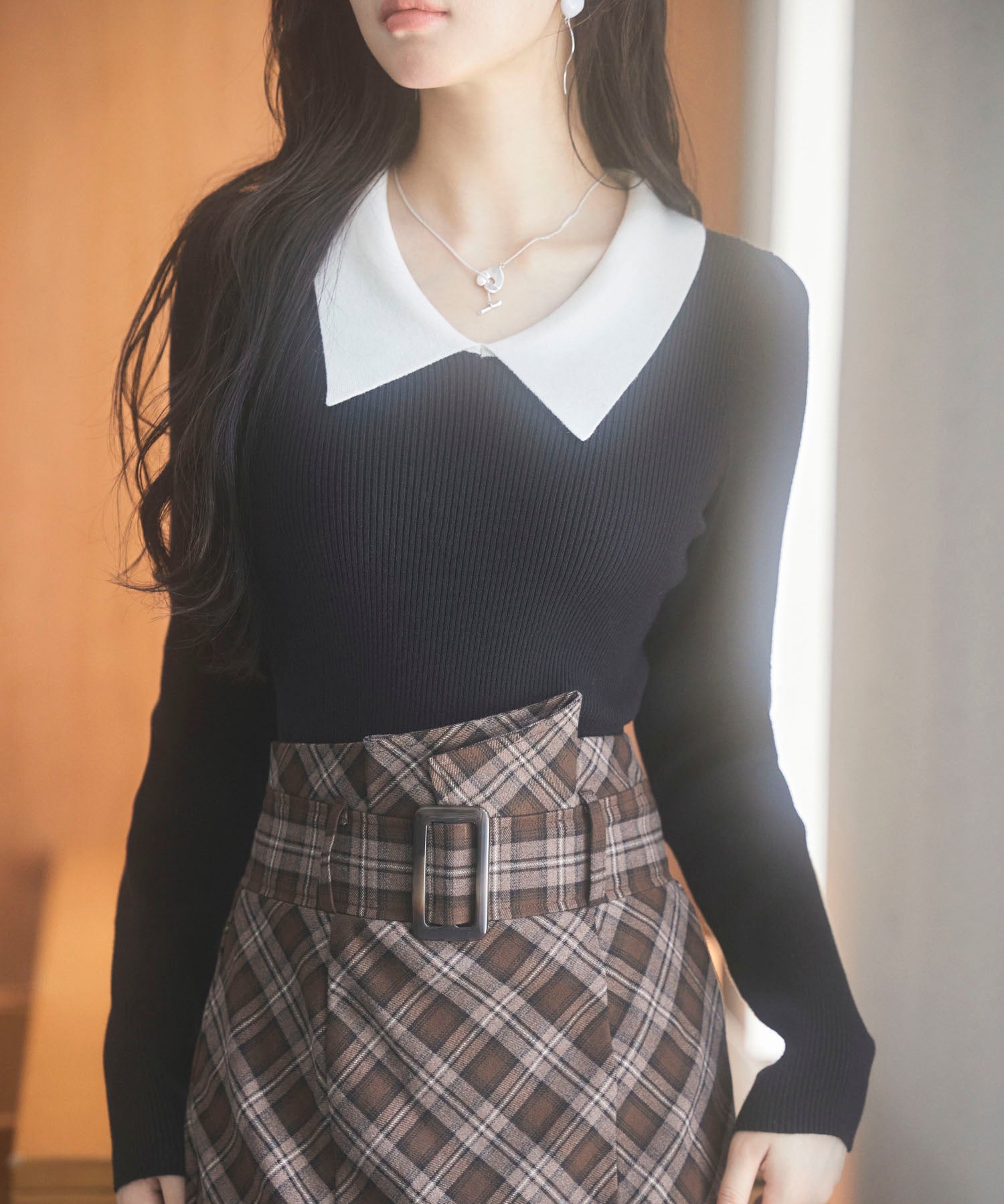 トレンドの襟付きリブニットsdpxyf6316 ブラック