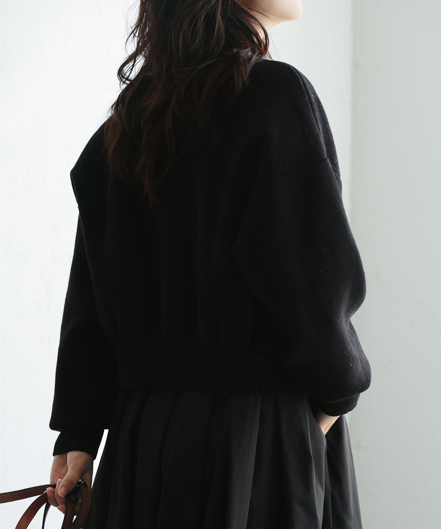 パールビジューボタンレスニットカーディガンxyf041631 ブラック