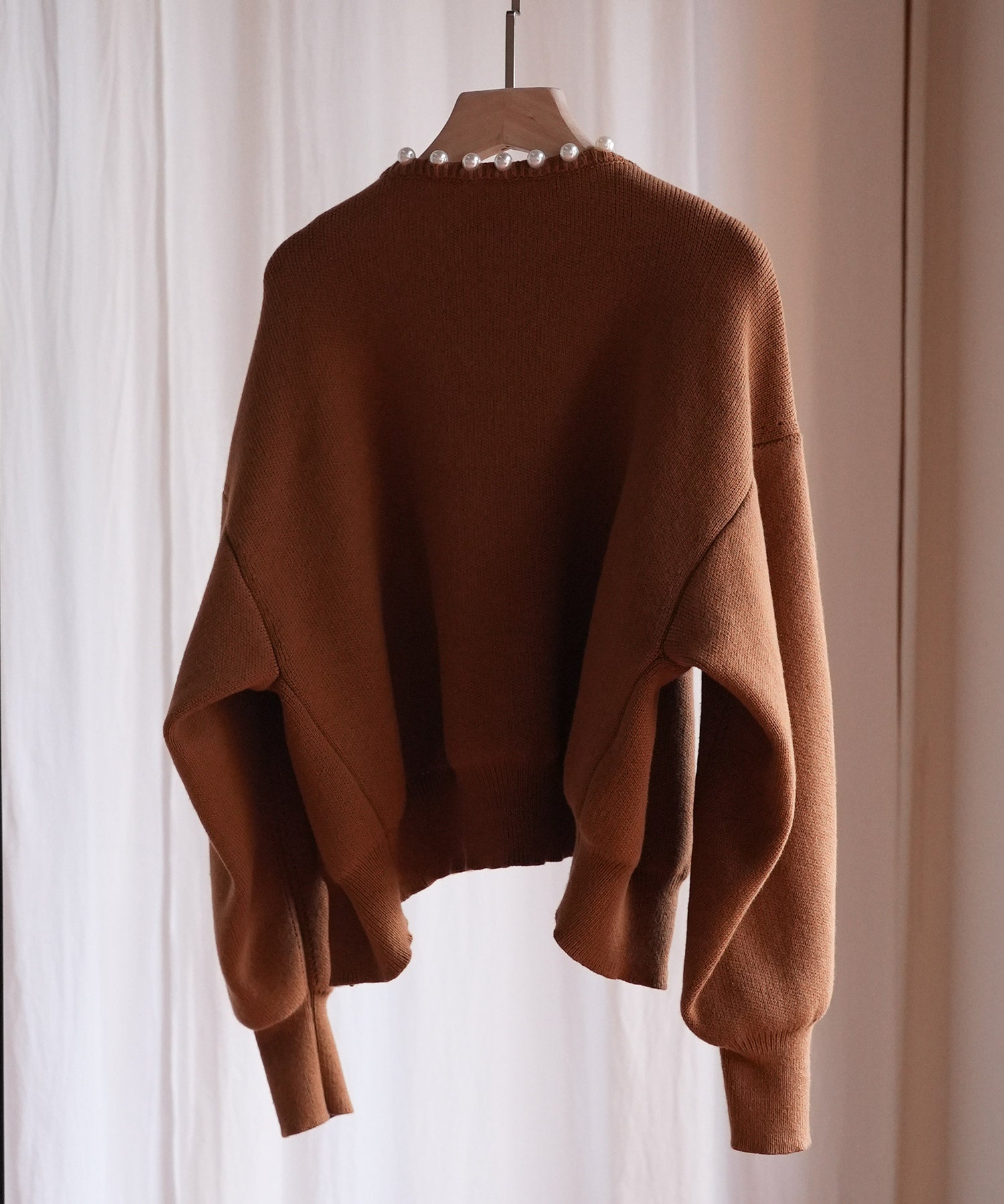パールビジューボタンレスニットカーディガンxyf041631 ブラウン