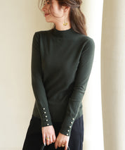 パールボタン付きプチハイネックニットプルオーバーxyf2150-103-22