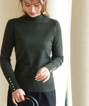 パールボタン付きプチハイネックニットプルオーバーxyf2150 カーキ