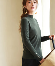 パールボタン付きプチハイネックニットプルオーバーxyf2150 カーキ