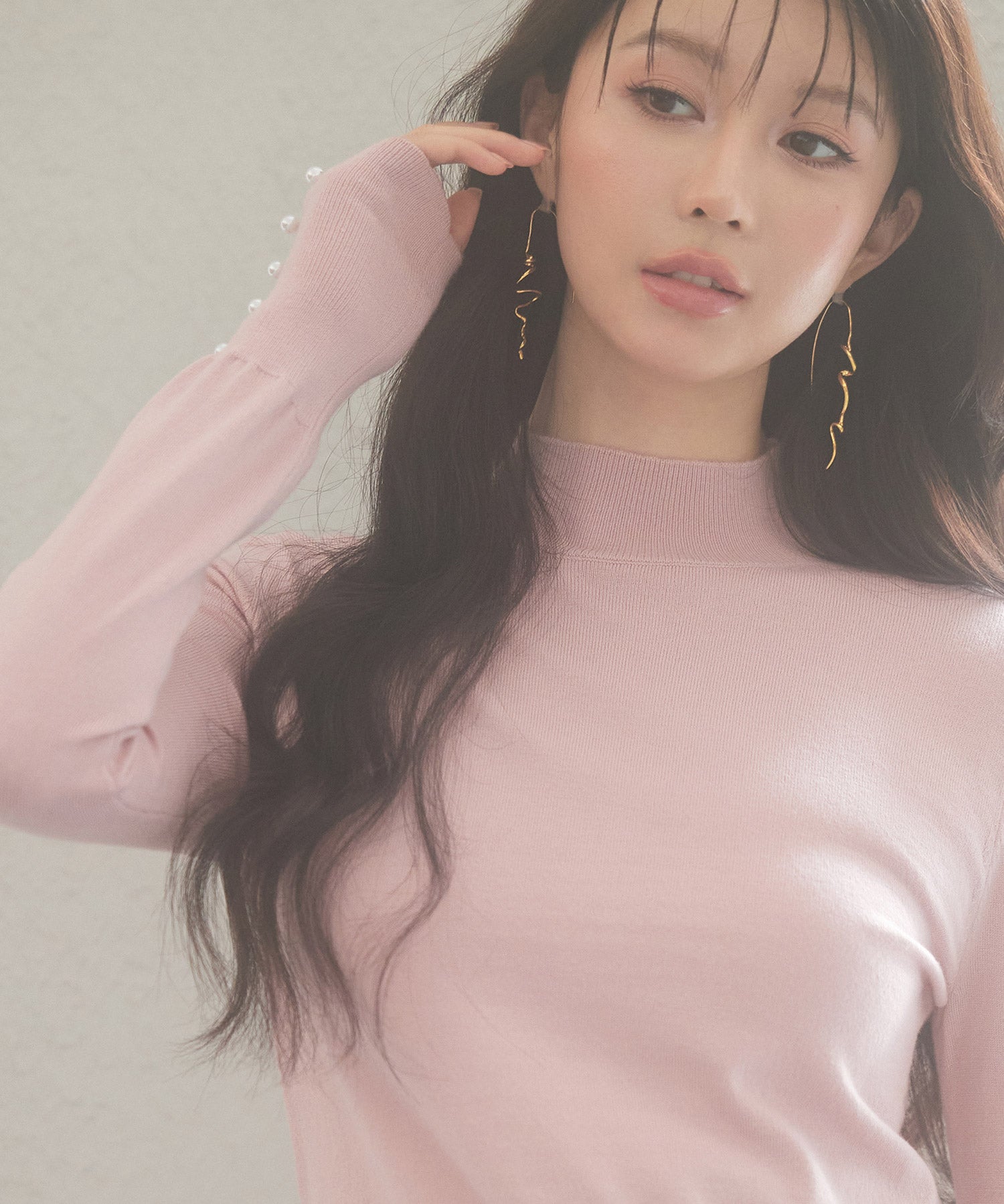 パールボタン付きプチハイネックニットプルオーバーxyf2150 ピンク