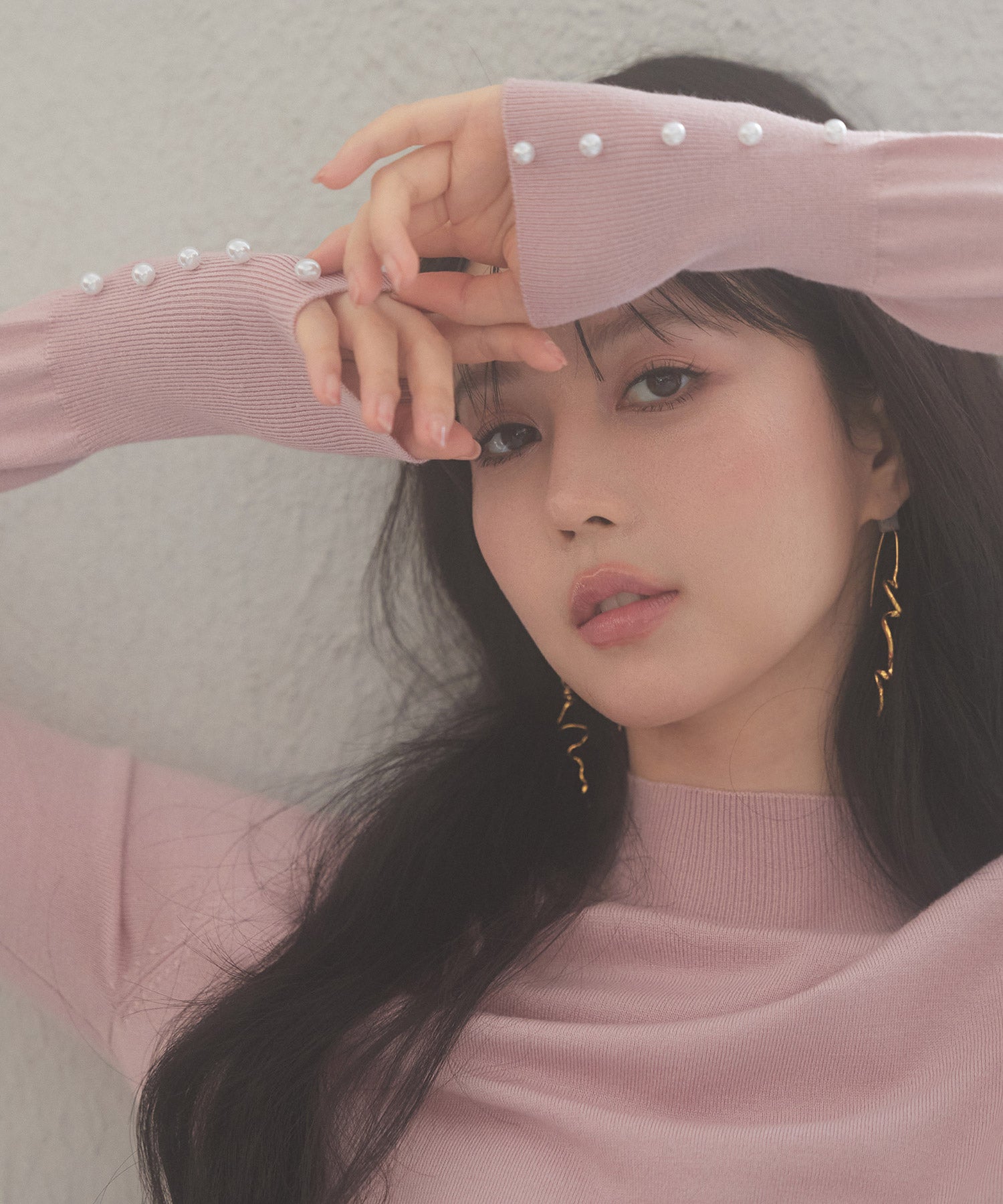 パールボタン付きプチハイネックニットプルオーバーxyf2150 ピンク