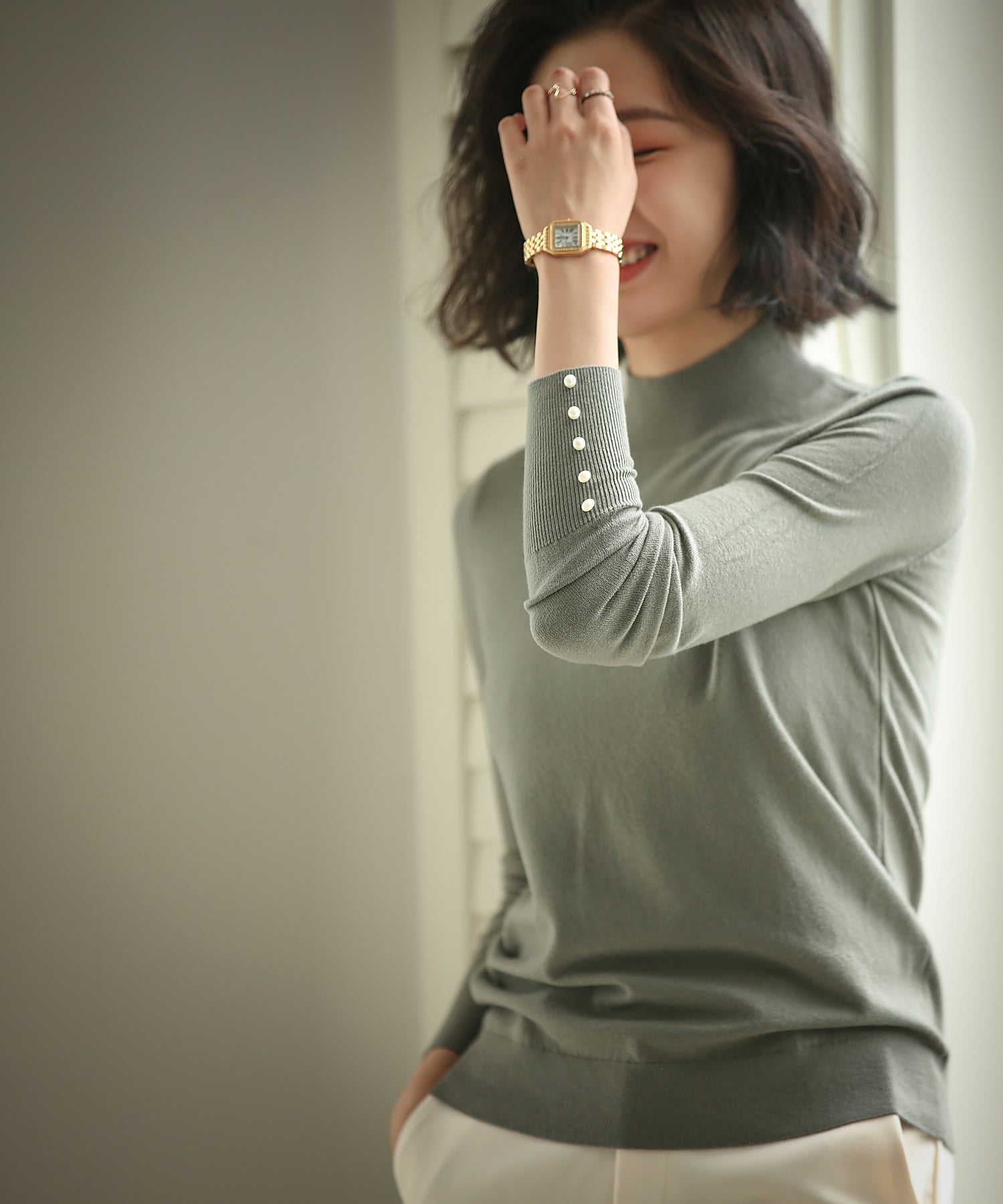 パールボタン付きプチハイネックニットプルオーバーxyf2150 グリーン