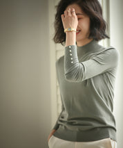 パールボタン付きプチハイネックニットプルオーバーxyf2150 グリーン