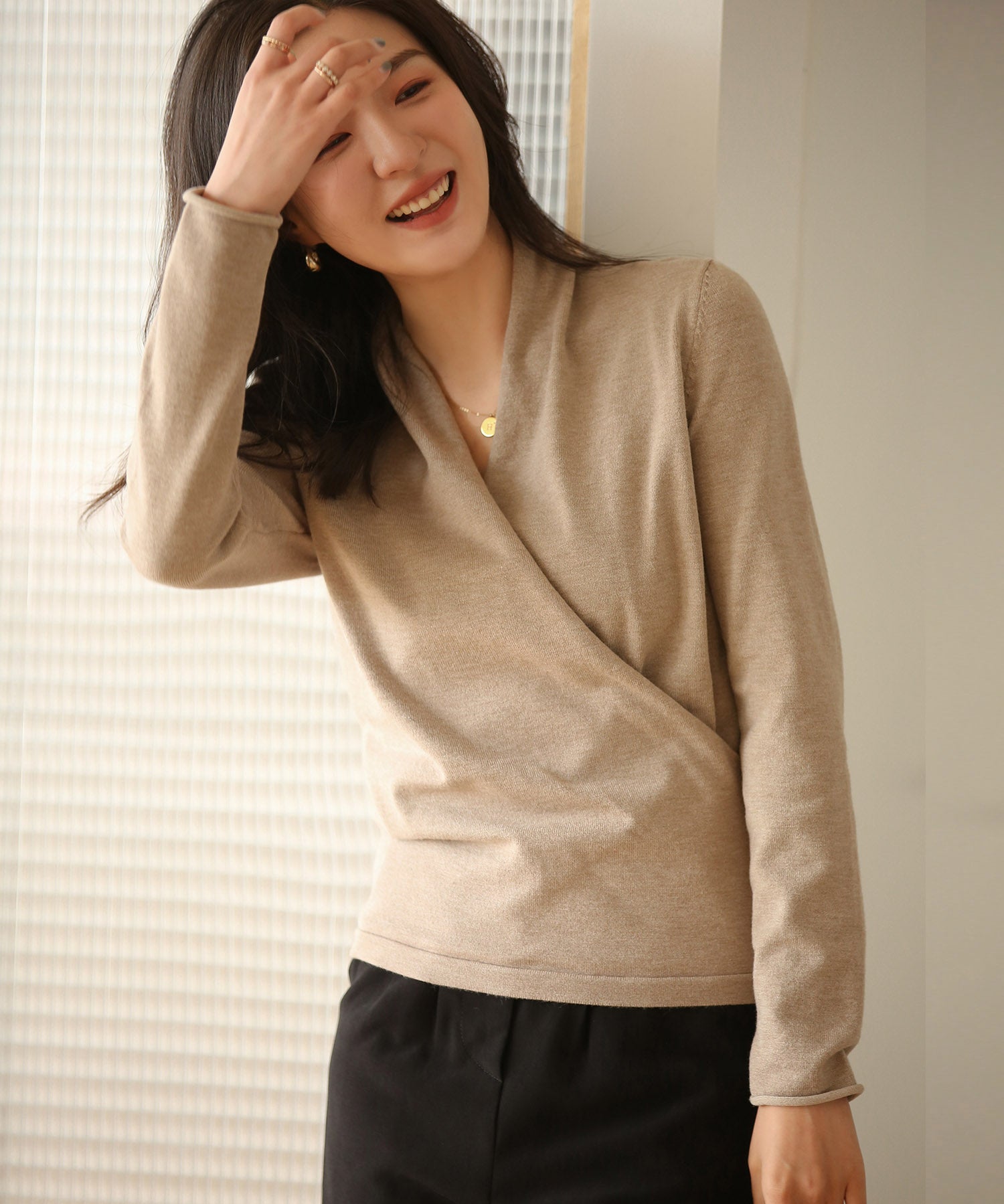 授乳もオフィスも両立カシュクールネックニットトップスxyf9368 モカ