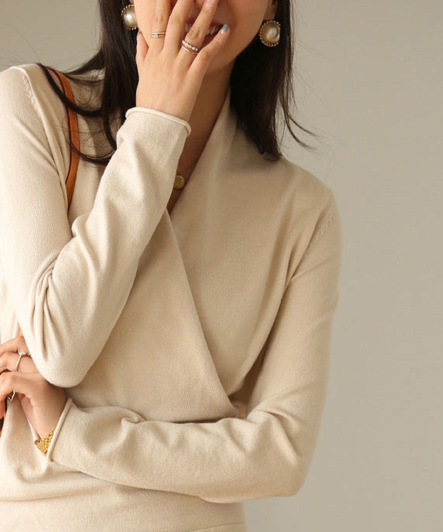 授乳もオフィスも両立カシュクールネックニットトップスxyf9368 ベージュ