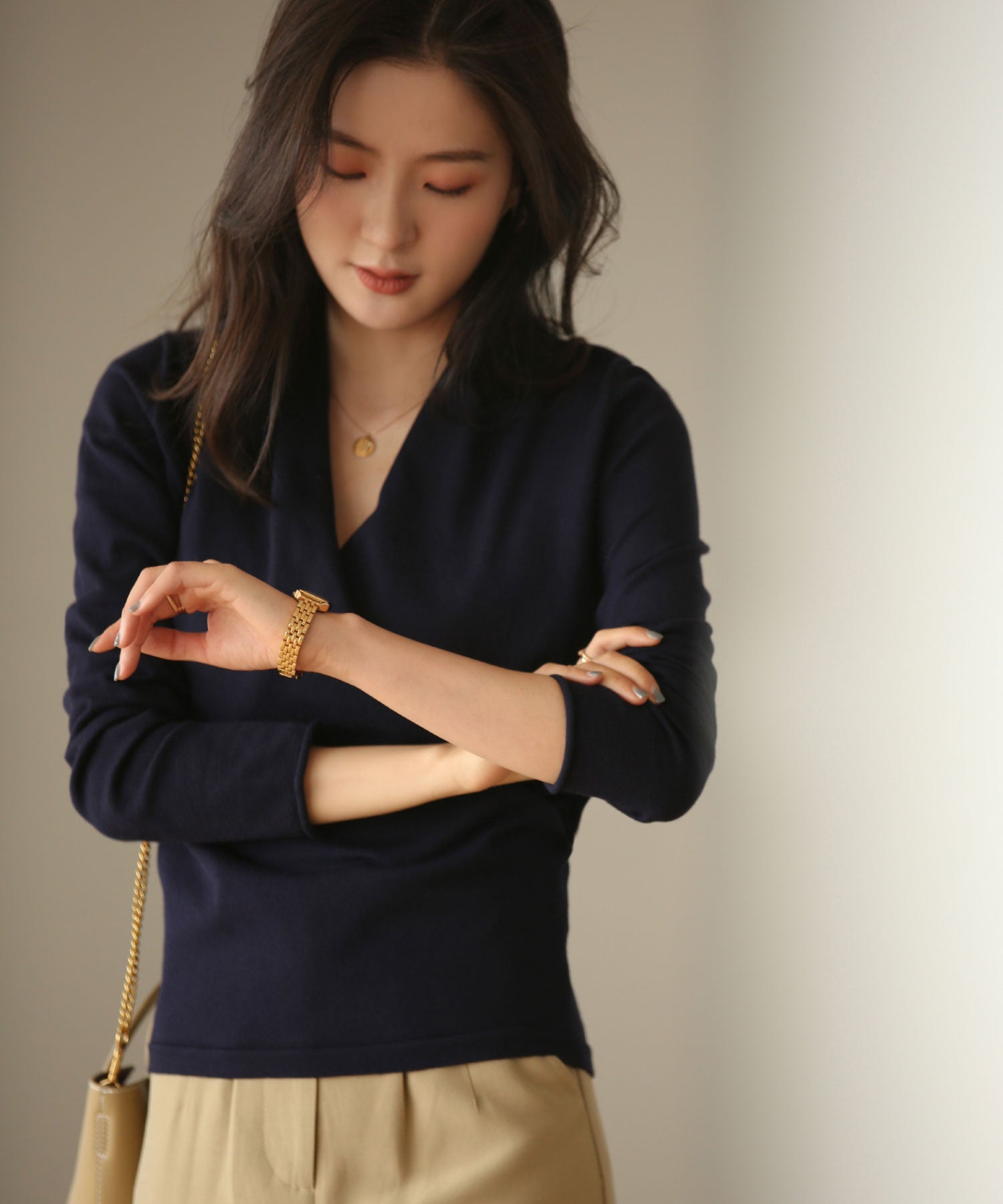 授乳もオフィスも両立カシュクールネックニットトップスxyf9368 ネイビー