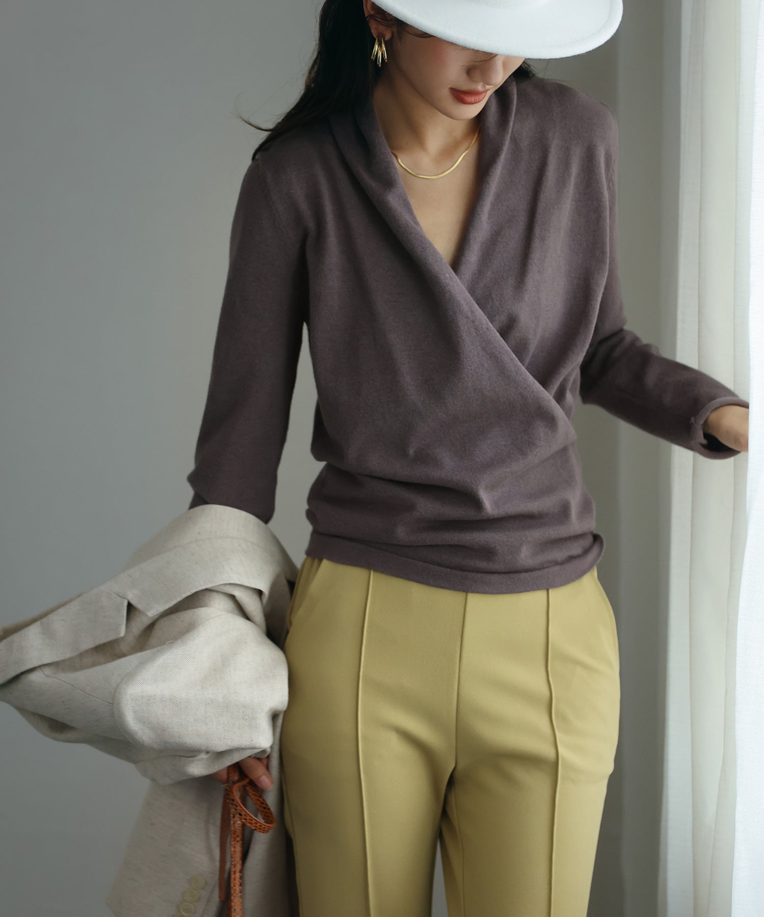 授乳もオフィスも両立カシュクールネックニットトップスxyf9368 チャコール