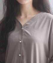 バックVネックシフォンブラウスxyz2413 モカ