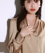 サテン素材ショルダータックブラウスsdp0040 ダークベージュ