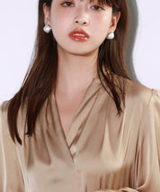 サテン素材ショルダータックブラウスsdp0040 ダークベージュ