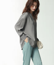 パール付きキーネックブラウスsdp0046 グレー