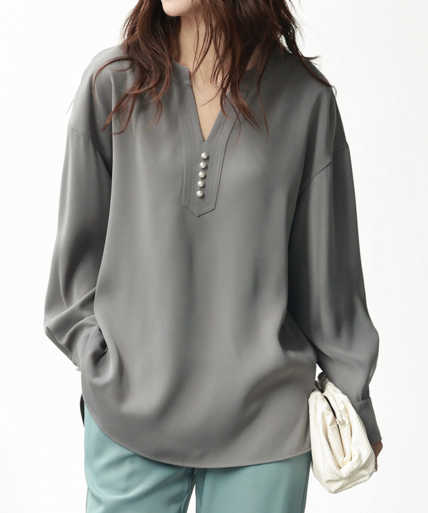 パール付きキーネックブラウスsdp0046 グレー