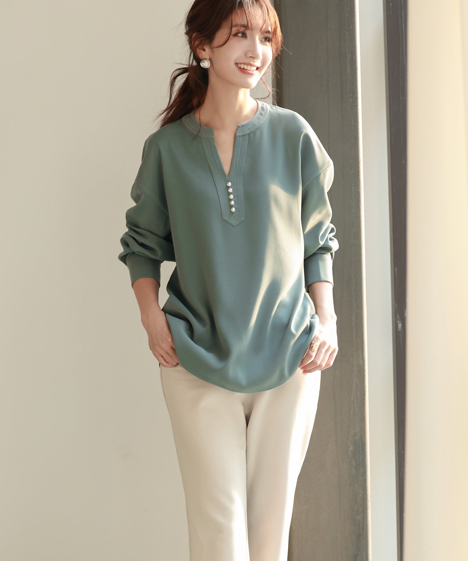 パール付きキーネックブラウスsdp0046 グリーン