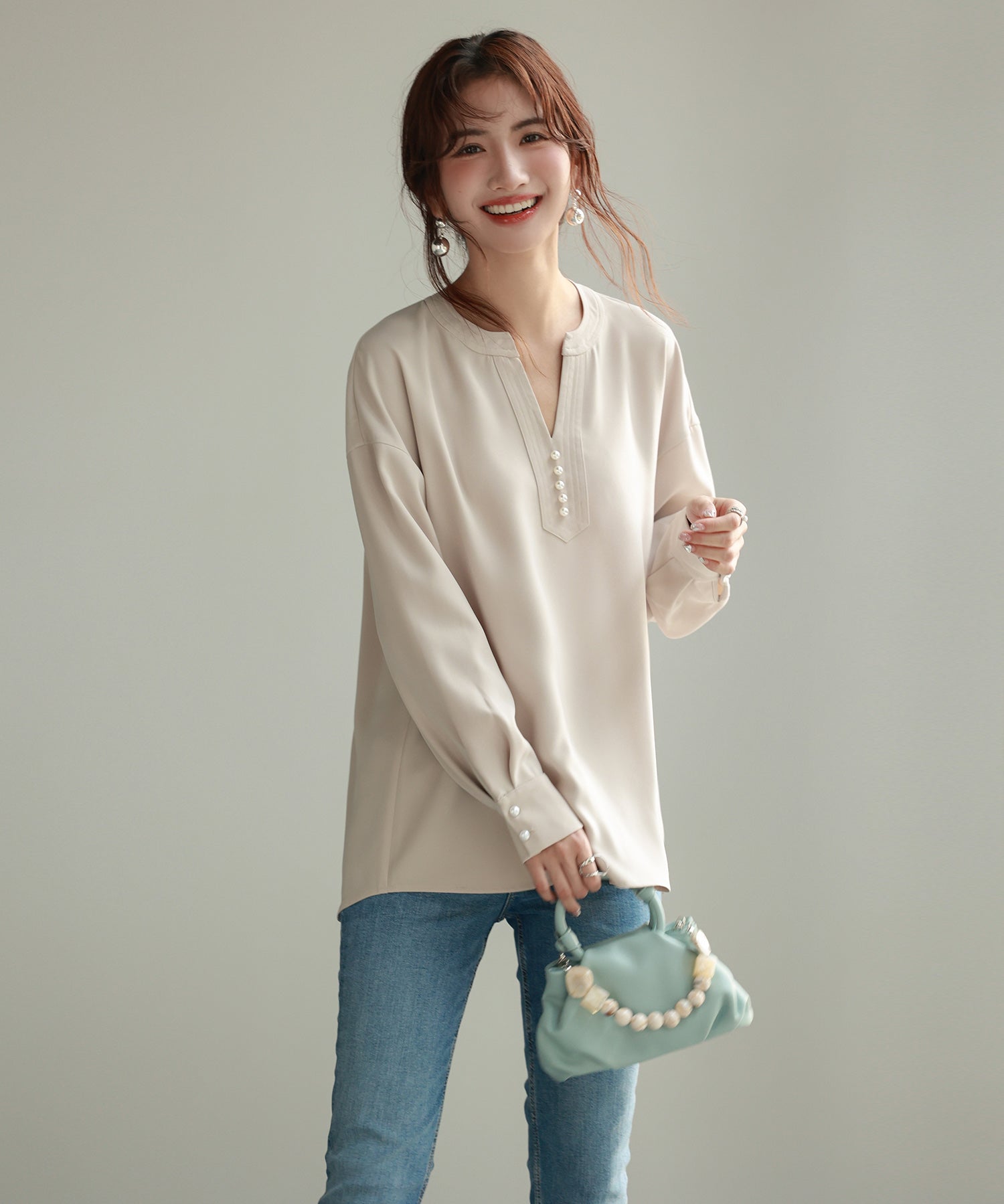 パール付きキーネックブラウスsdp0046 アイボリー