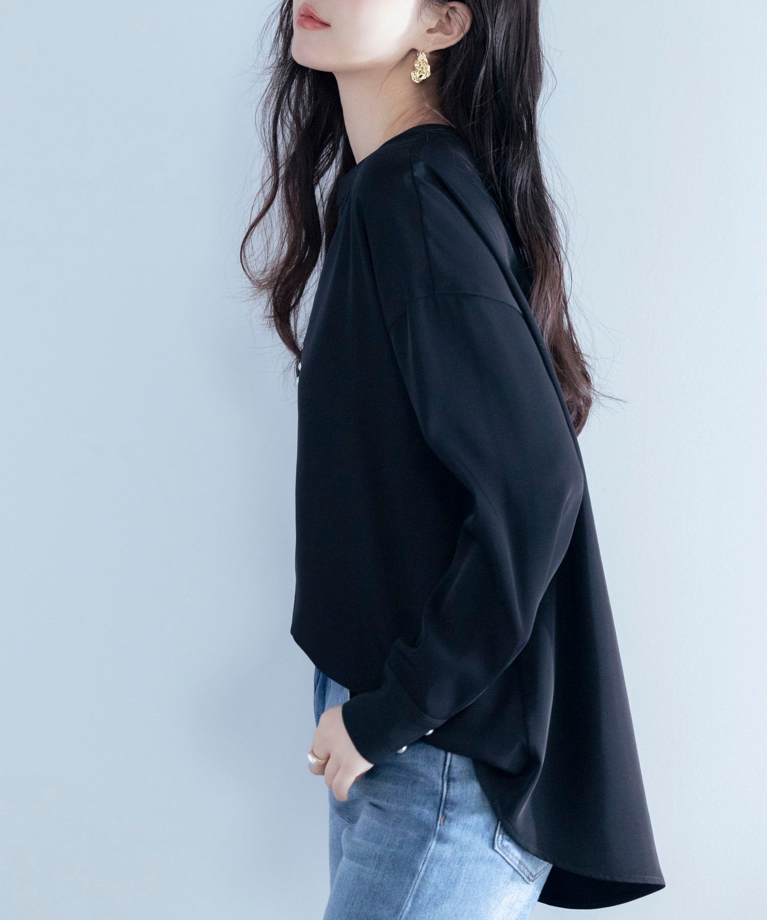 パール付きキーネックブラウスsdp0046 ブラック