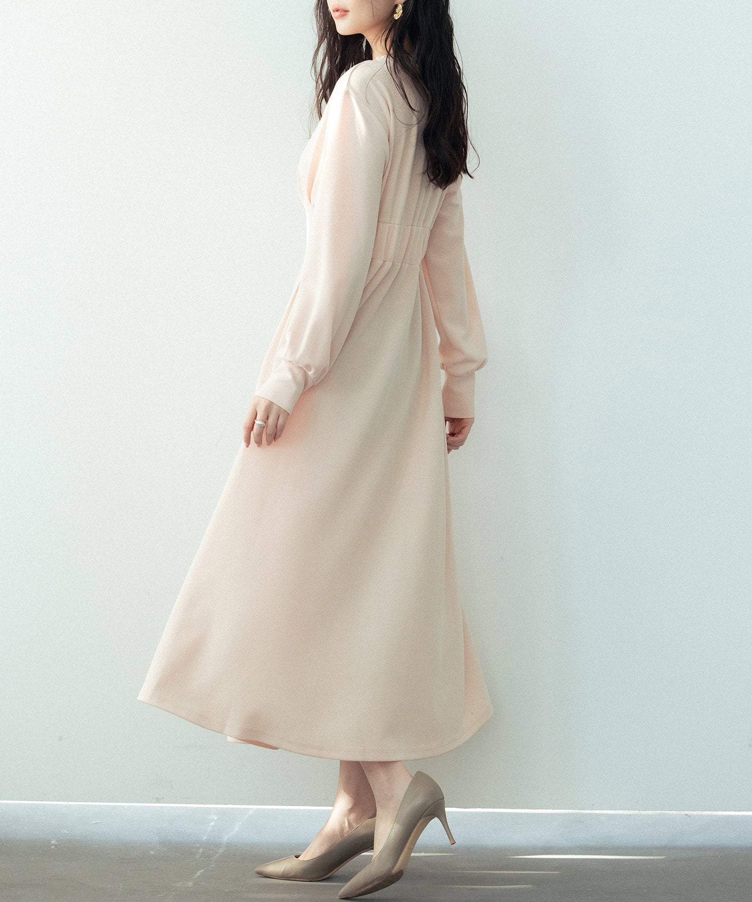 タックデザインミモレ丈カットソーワンピースsdp0087b ベージュ