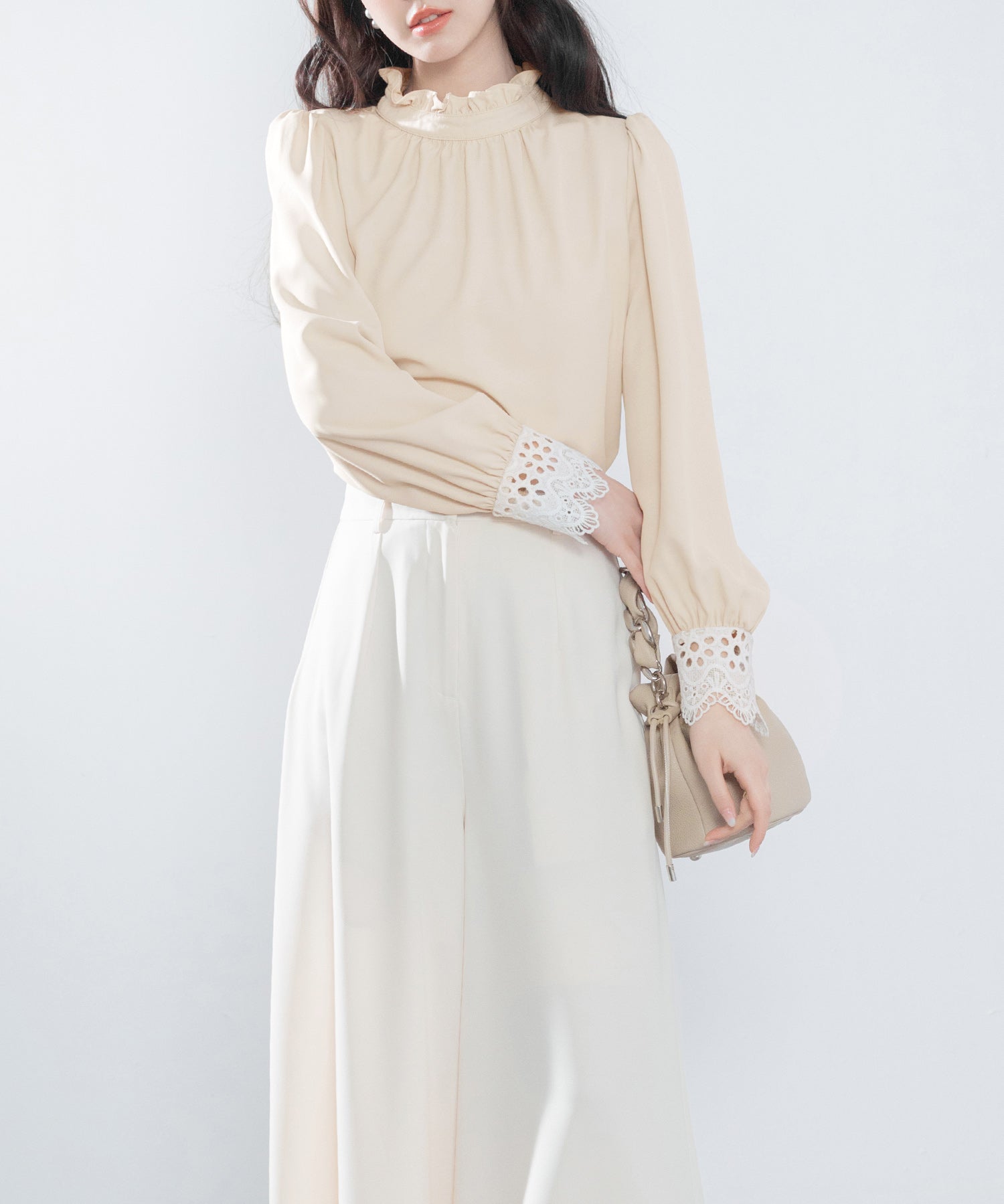 フリルスタンドカラーレース袖口ブラウスsdp0105 ベージュ