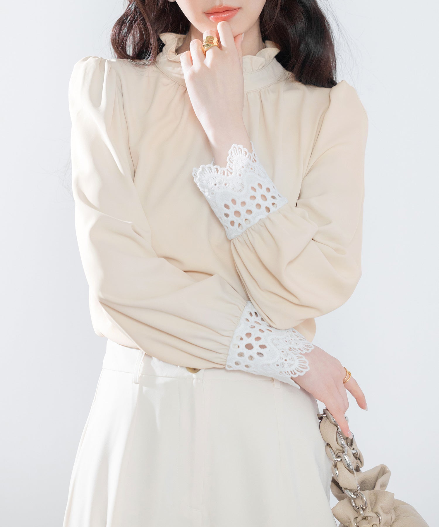 フリルスタンドカラーレース袖口ブラウスsdp0105 ベージュ