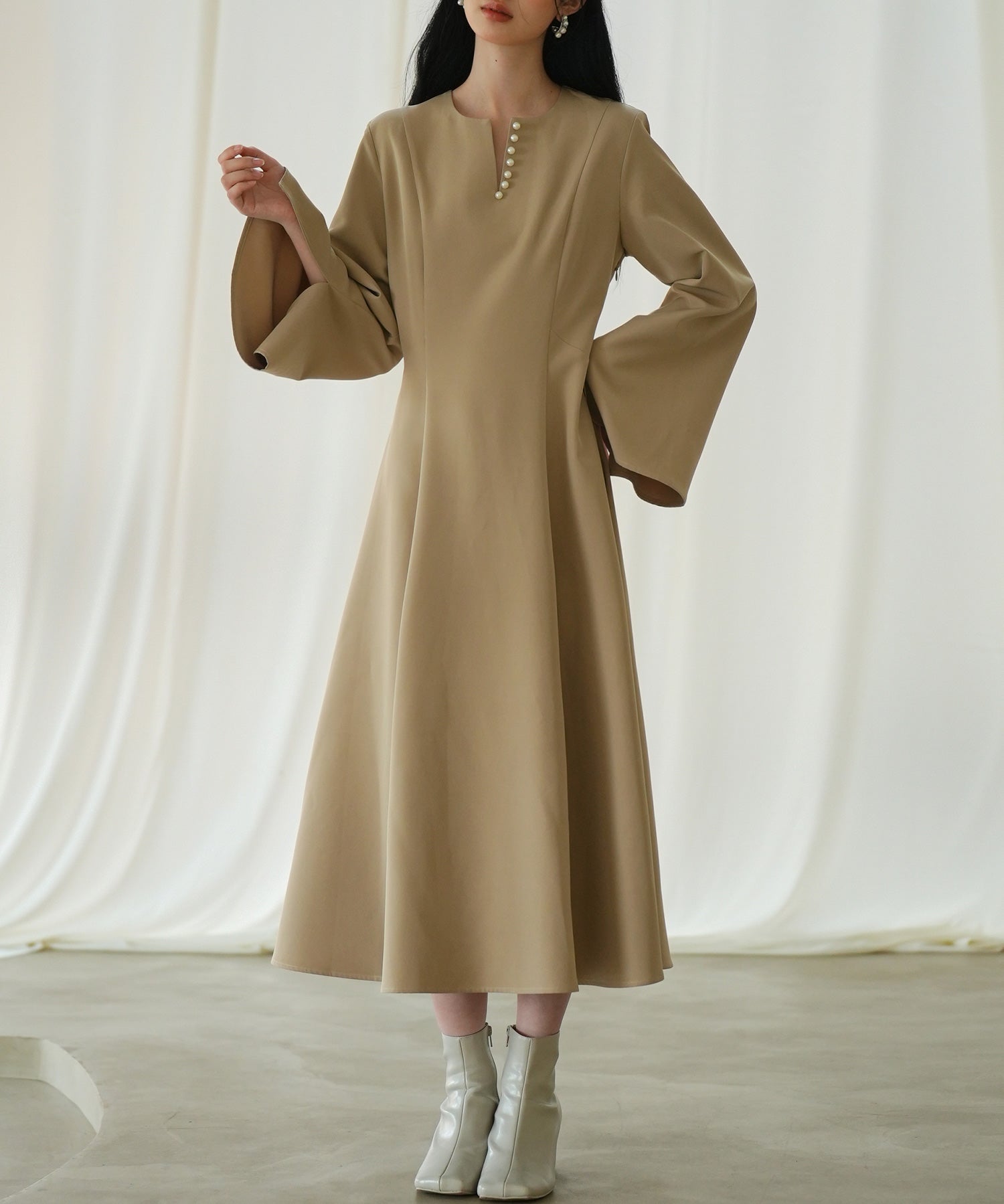 パール付きキーネックフレアワンピースsdp0106-103-14