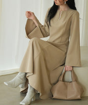 パール付きキーネックフレアワンピースsdp0106 ベージュ