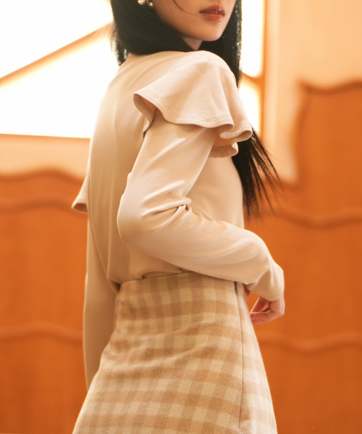 フロントカットアウトカットソートップスsdp0110 ベージュ