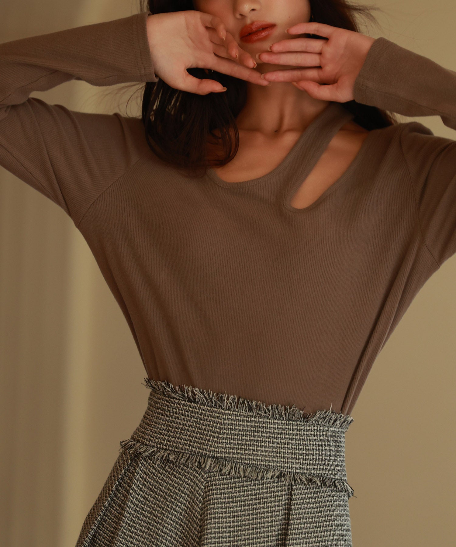 カットアウトリブカットソートップスsdp0120 ブラウン