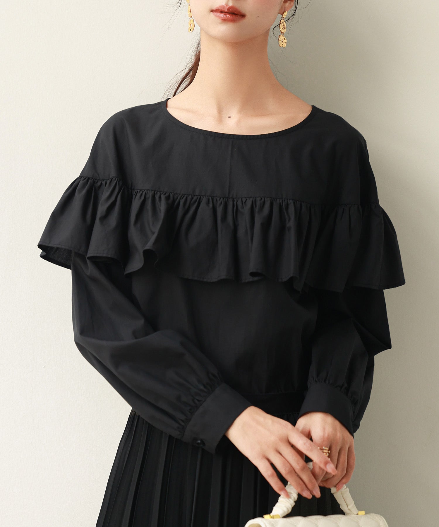 ケープ風フリルクルーネックブラウスsdp0121-102-8