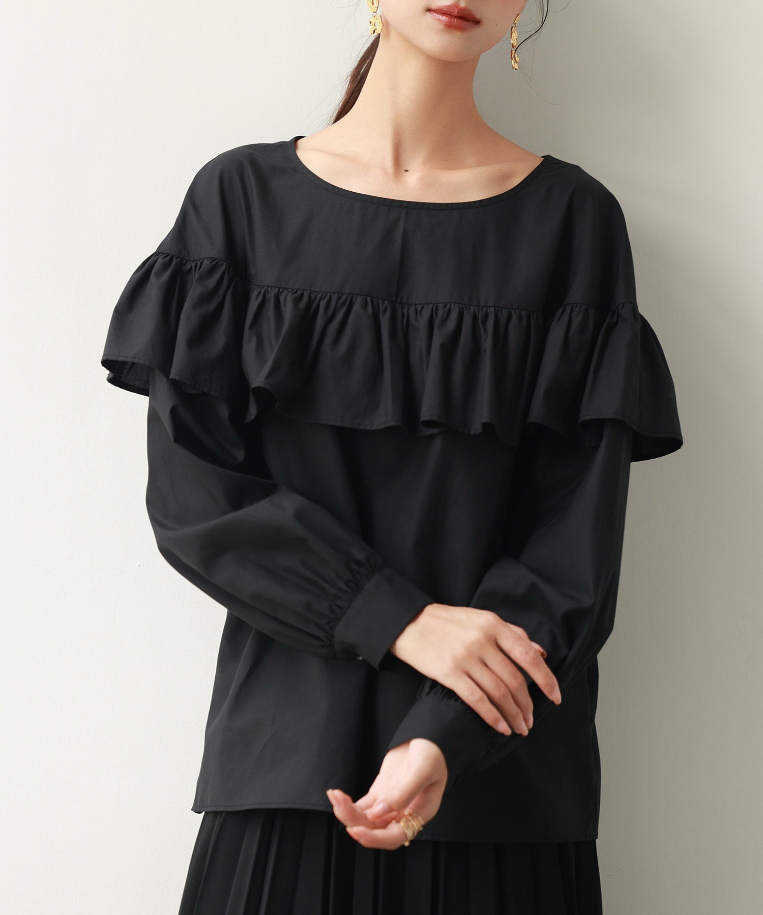 ケープ風フリルクルーネックブラウスsdp0121 ブラック