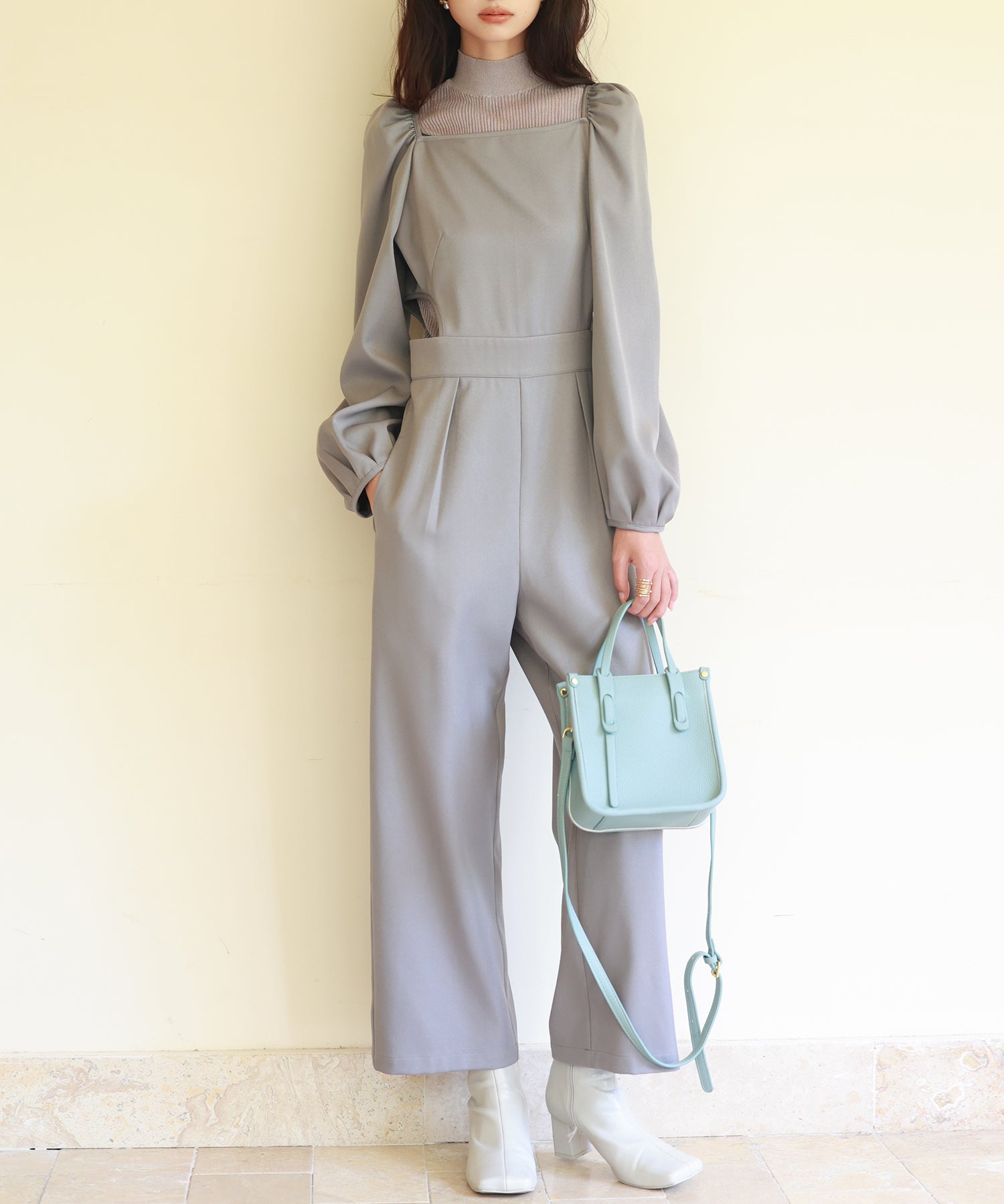 サイドカットアウトスクエアネックオールインワンsdp0124 グレー