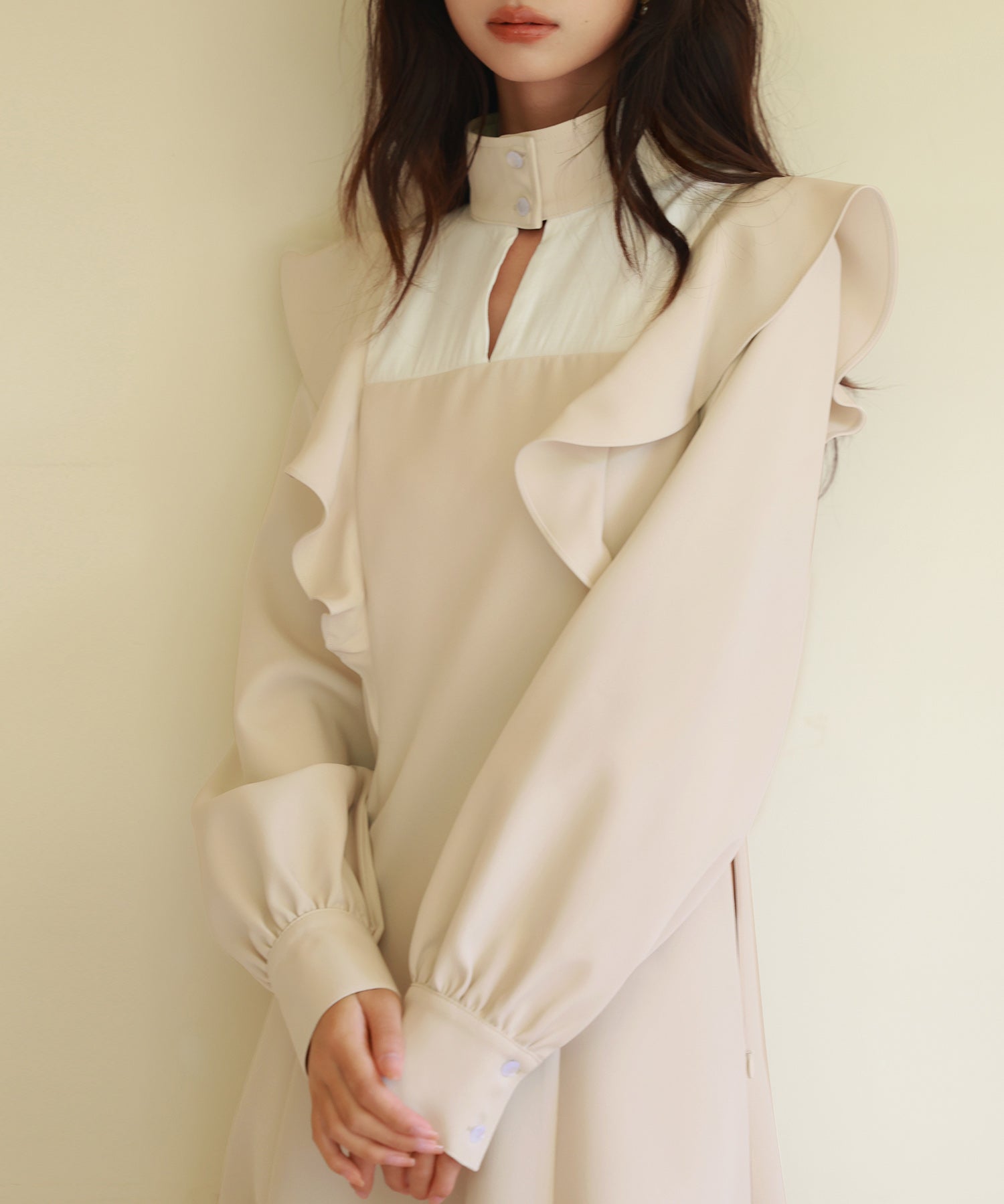 ビッグフリルAラインワンピースsdp0129 アイボリー