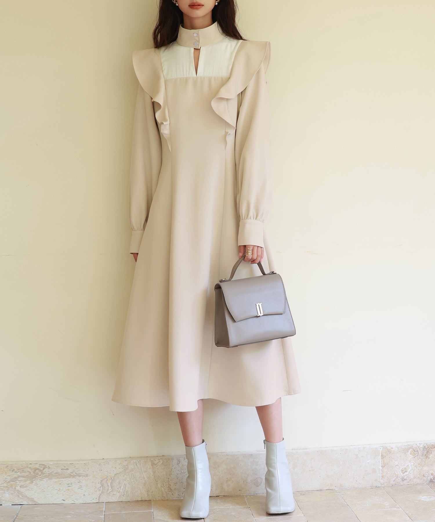 ビッグフリルAラインワンピースsdp0129 アイボリー