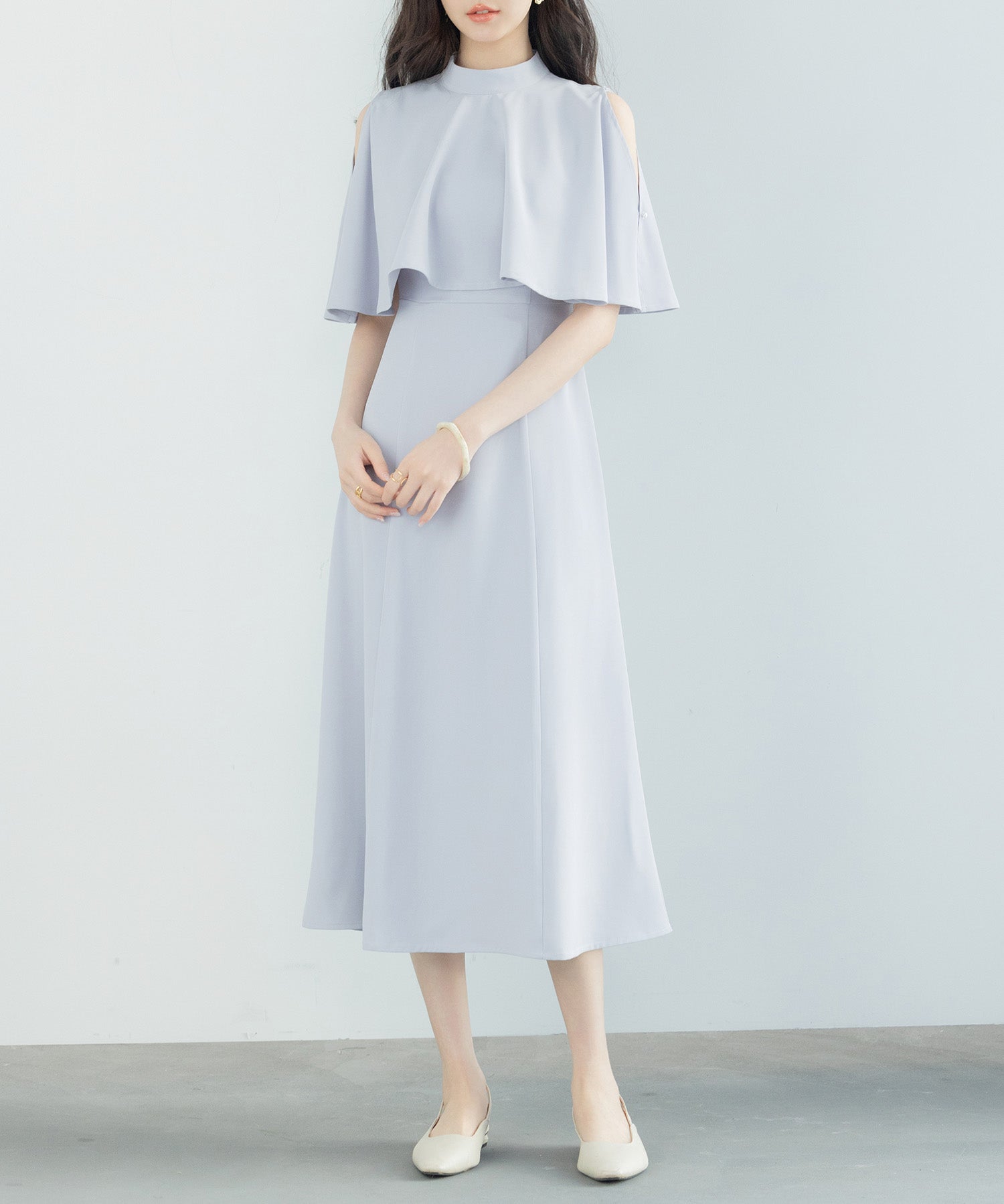 立ち襟オープンショルダーミモレ丈ワンピースsdp0208 ブルーグレー
